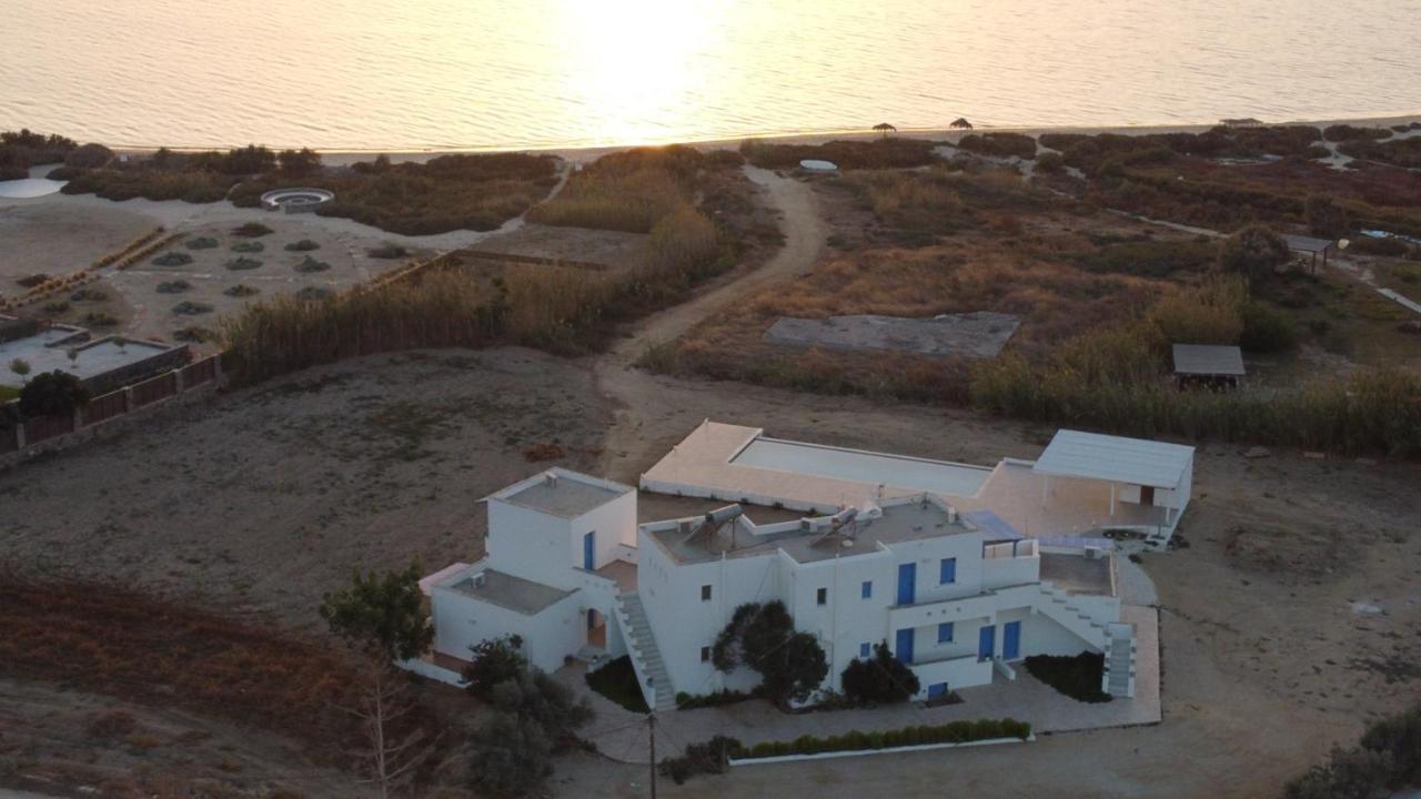 Amodari Studios On The Beach Pláka Exteriér fotografie
